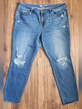 Old Navy Distressed Light Blue Boyfriend Jeans